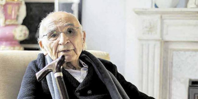 La Real Academia de Bellas Artes propone a Francisco Brines para el Princesa de Asturias