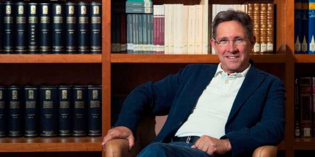 Fallece el poeta y escritor Ricardo Bellveser a los 73 años