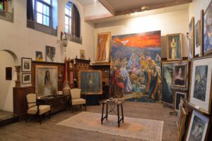 DIÁLOGOS EN LAS BELLAS ARTES: LA MÚSICA, LOS ESTUDIOS Y TALLERES