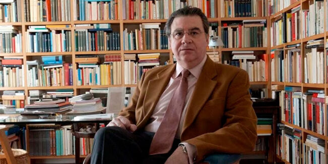 Jaime Siles gana el Premio Lorca de Poesía por “su erudición y su dominio técnico del lenguaje”