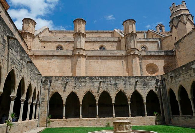 Claustro