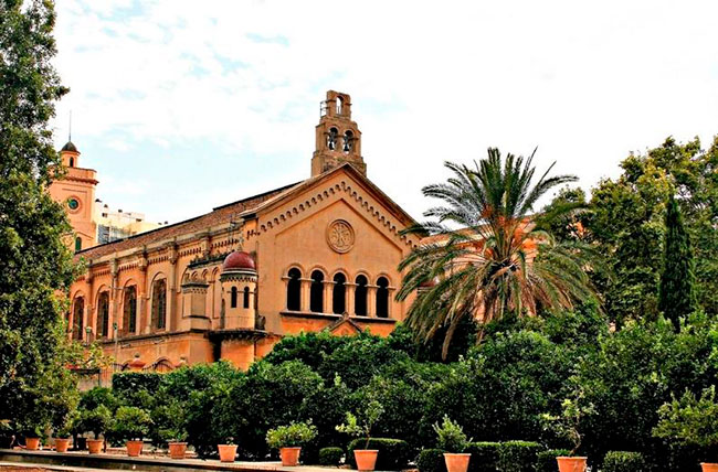 Iglesia del Colegio de San José (Jesuitas) desde el jardín de las Hespérides